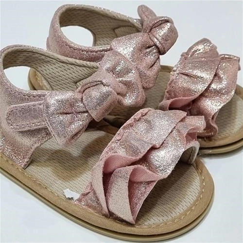 پاپوش دخترانه چین دار طرح صندل 3 تا 12 ماه 1008